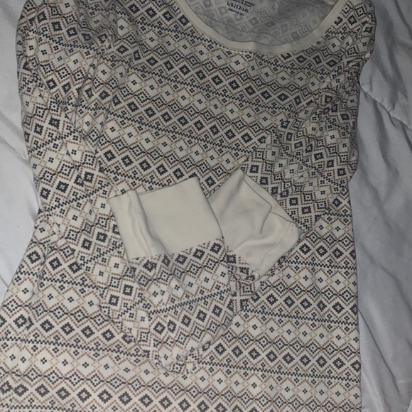 Pattern, faded glory, large 97% cotton long sleeve - Picture 2 of 2